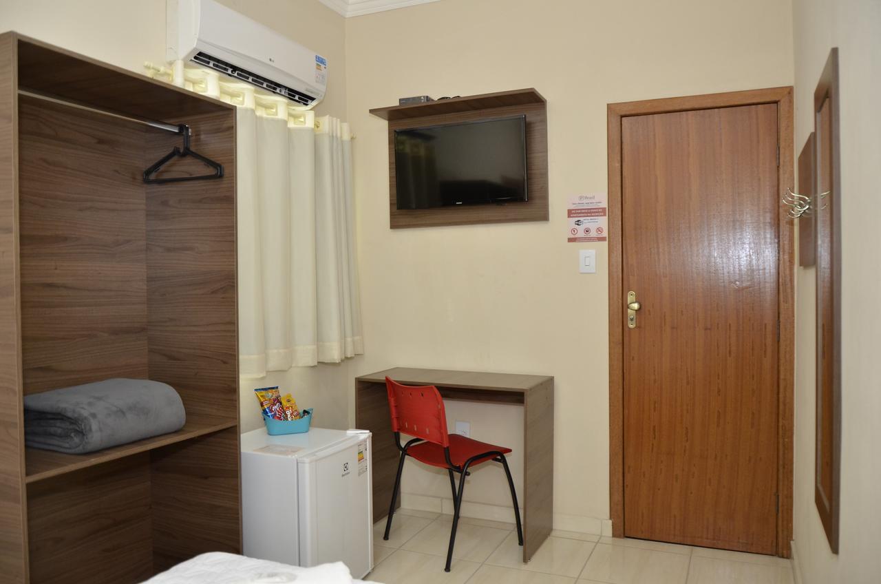 Hotel Brasil Guanhães Esterno foto